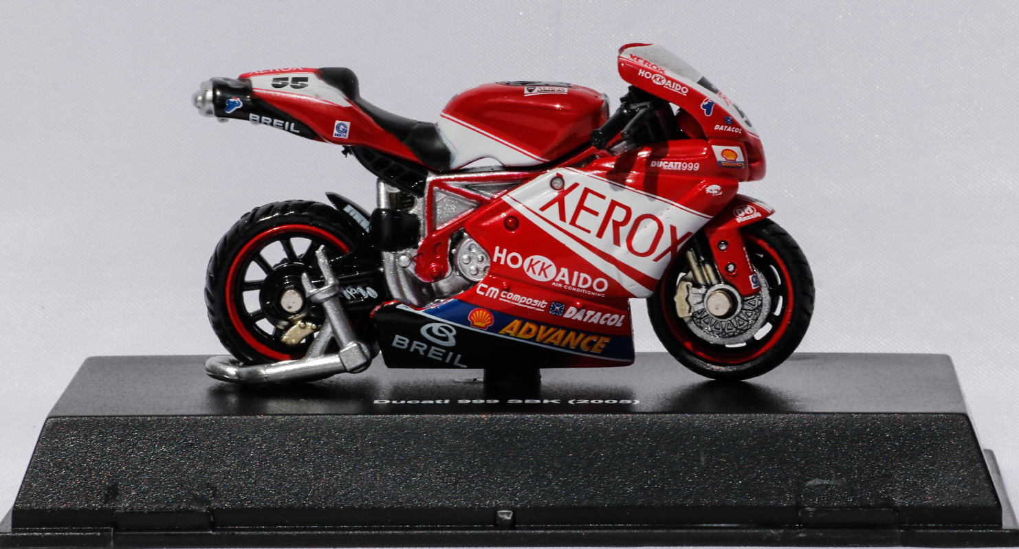 Newray 1-32 Ducati 999 Superbike